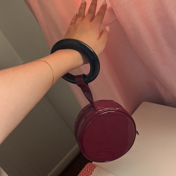 Unique wristlet - Picture 2 of 4